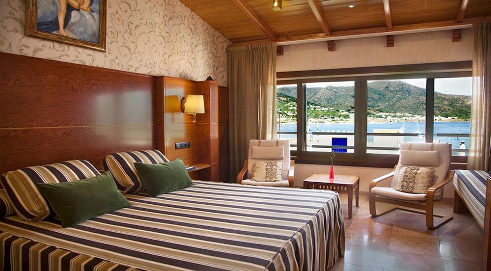 Hotel Spa Porto Cristo El Port De La Selva Kültér fotó